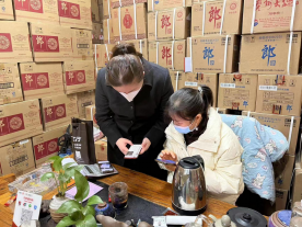 1_副本數(shù)據(jù)驅(qū)動(dòng)，這款信用貸專門解決商戶在資金上的急難愁盼141