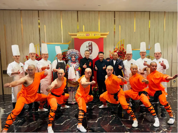1_2_中馬建交50周年！豫菜旋風(fēng)席卷馬來西亞（改）330