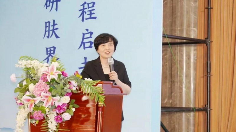 河南京城皮膚中醫(yī)院第十二屆皮膚病專家學(xué)術(shù)研討會新聞稿1108