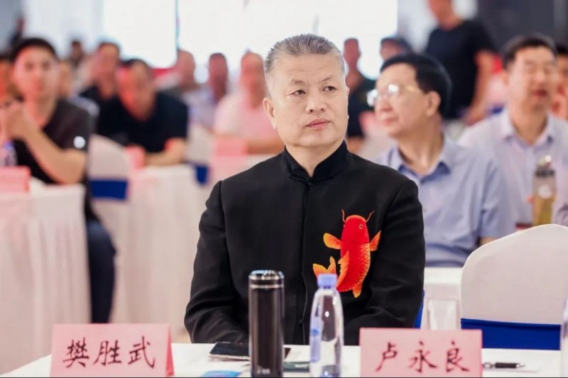 阿五品牌創(chuàng)始人樊勝武榮獲河南“風(fēng)云人物獎(jiǎng)”311